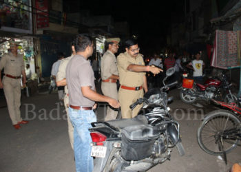 पुलिस ने नगर में गश्त कर लिया सुरक्षा का जायजा