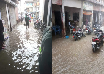 झमाझम बारिश से तालाब बना घंटाघर मार्किट