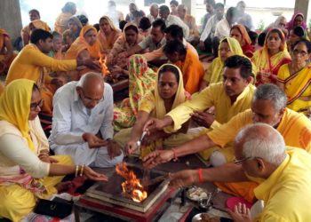 गुरु पूर्णिमा पर गायत्री शक्तिपीठ पर हुआ 5 कुंडीय यज्ञ