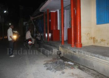 धर्मस्थल के निकट सोलर लाईट न लगाने का आरोप, पालिका कर्मचारी ने नकारा