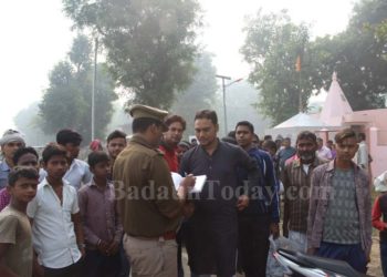 उझानी: मंदिर में मूर्ति खंडित, ग्रामीणों में रोष