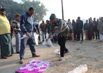 उझानी: सड़क किनारे से नवजात बच्चे का भ्रूण बरामद