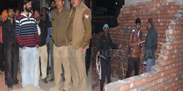 जमीन विवाद पर राजस्व निरीक्षक ने की पैमाइश