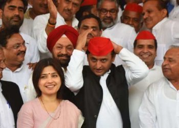 मोदी लहर में यादव कुनबे ने गंवाई तीन सीटें