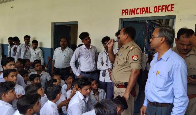 हरबिलास कॉलेज में प्रधानाचार्य निलम्बित, प्रशासन की तानाशाही के खिलाफ छात्रों का हंगामा