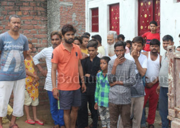 उझानी: गौ तस्करों को नही है खौफ, घर से अगवा कर काटा गौवंश