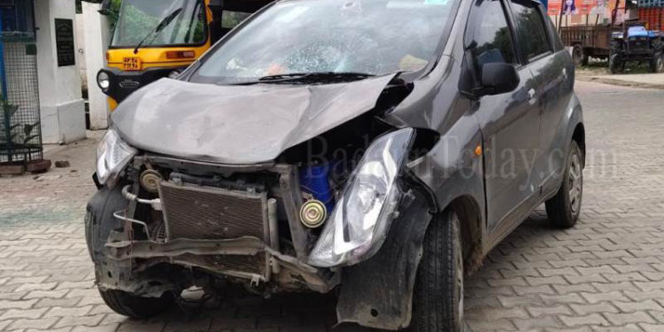 स्कूल से घर लौट रही बहनों को कार ने रौंदा, एक की मौत