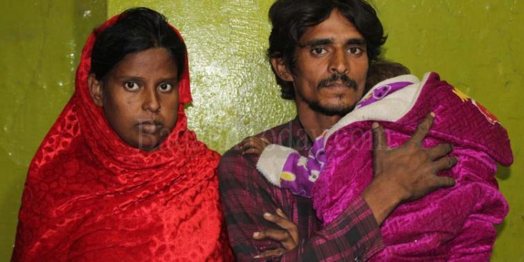 नर्स ने बेच दी नवजात बच्ची, न्याय की आस में भटक रही दंपति