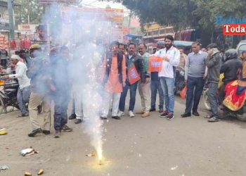 नागरिकता संशोधन बिल पास होने पर जश्न में डूबी भाजपा