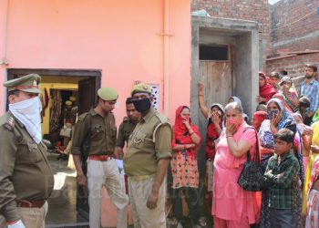 उझानी: घरेलू विवाद में पति ने पत्नी को मार दी गोली