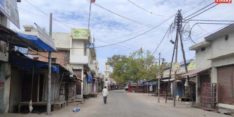 अब घूमने का नहीं चलेगा कोई बहाना, उझानी में डोर टू डोर आएगा घरेलू सामान