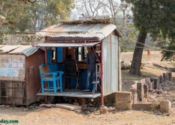 कोरोना संक्रमित युवक ने शेखूपुर के नाई से कटवाए थे बाल, नाई का सैंपल भेजा