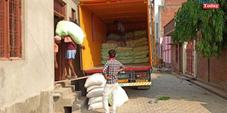 उझानी में तंबाकू के गोरखधंधे का वीडियो वायरल, मचा हडकम्प