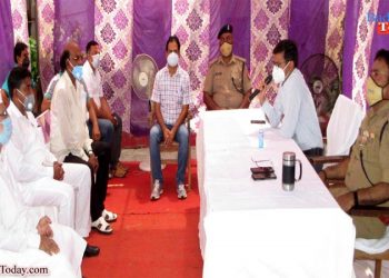 कोरोना संकटकाल में घर में ही मनाएं त्योहार