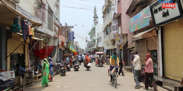 कोरोना: यहाँ हर शाख पर उल्लू बैठा है