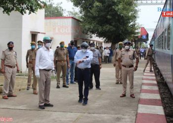 सीआरएस ने किया बरेली-कासगंज इलेक्ट्रिक लाइन का निरीक्षण