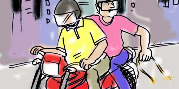 उझानी: दिन निकलते ही बदमाशों ने महिला से लूटे कुंडल