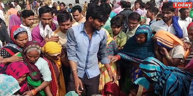 ट्रैक्टर ट्रॉली पर बैठे युवक की हाईटेंशन तार की चपेट में आने से मौत