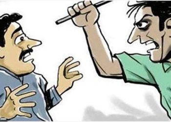 चुनावी रंजिश में दो पक्षों में चले लाठी डंडे-फायरिंग, 16 पर मुकदमा