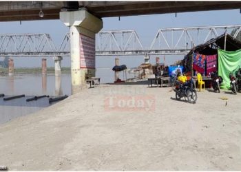 बुद्ध पूर्णिमा पर गंगा घाटों पर पसरा सन्नाटा, प्रशासन मुस्तैद