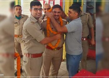 चौकी प्रभारी को दी विदाई
