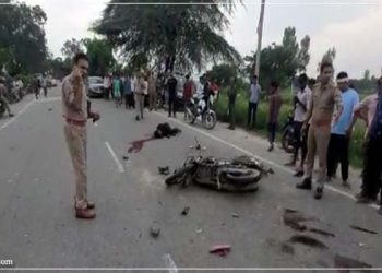 उझानी: टैंकर की टक्कर से बाइक सवार तीन युवकों की मौत, नहीं पहना था हेलमेट