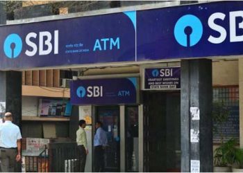 बैंक में खाता है तो इन चार मोबाइल एप से बचिए, 150 ग्राहकों को 70 लाख रुपये से ज्यादा की चपत