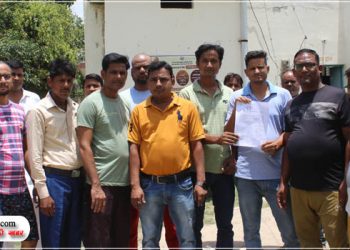 लटक रहे जर्जर विद्युत तार दे रहे हादसों को न्यौता