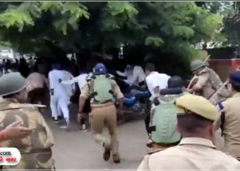 बदायूं में भीम आर्मी पर पुलिस ने भांजी लाठियां, 16 गिरफ्तार, 20 दिन से फरार है अनुसूचित जाति की शिक्षिका से छेड़छाड़ का आरोपी