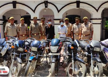 दो वाहन चोर गिरफ्तार, 6 बाइक और एक स्कूटी बरामद