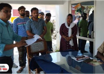 उझानी में सटोरियों से लोग हुए परेशान, पुलिस से शिकायत करने पर किया कुल्हाड़ी से जानलेवा हमला