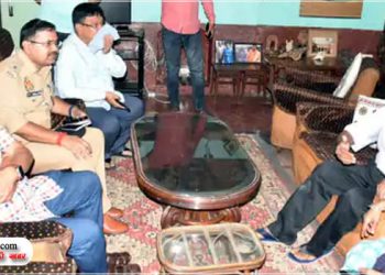 मरीज बनकर आए बदमाशों ने डॉक्टर दंपती को बंधक बनाकर लूटा, सदर कोतवाल समेत 7 पुलिसकर्मी सस्पेंड