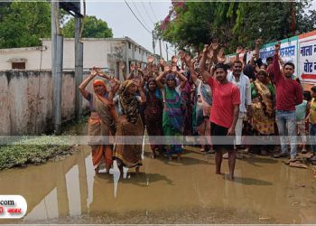 ‘नाला नहीं तो वोट नहीं’, ग्रामीणों ने लोकसभा चुनाव का किया बहिष्कार