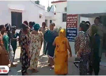 किन्नरों के दो गुटों में मारपीट, थाने में हंगामा