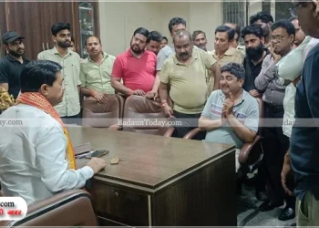 युवक की मौत के बाद केंद्रीय मंत्री बीएल वर्मा के सामने छलका परिवार का दर्द, पुलिस पर मामला दबाने के आरोप